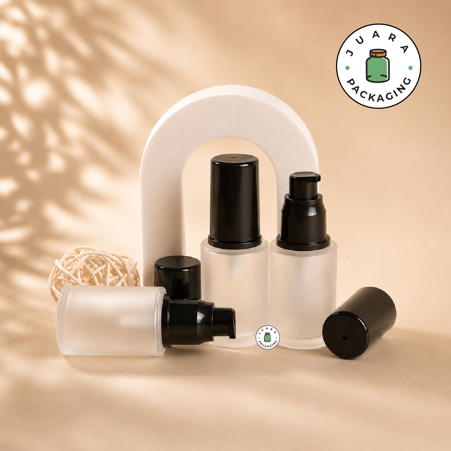 Botol Pump Tutup Hitam Tinggi - 30 ml - Image 2
