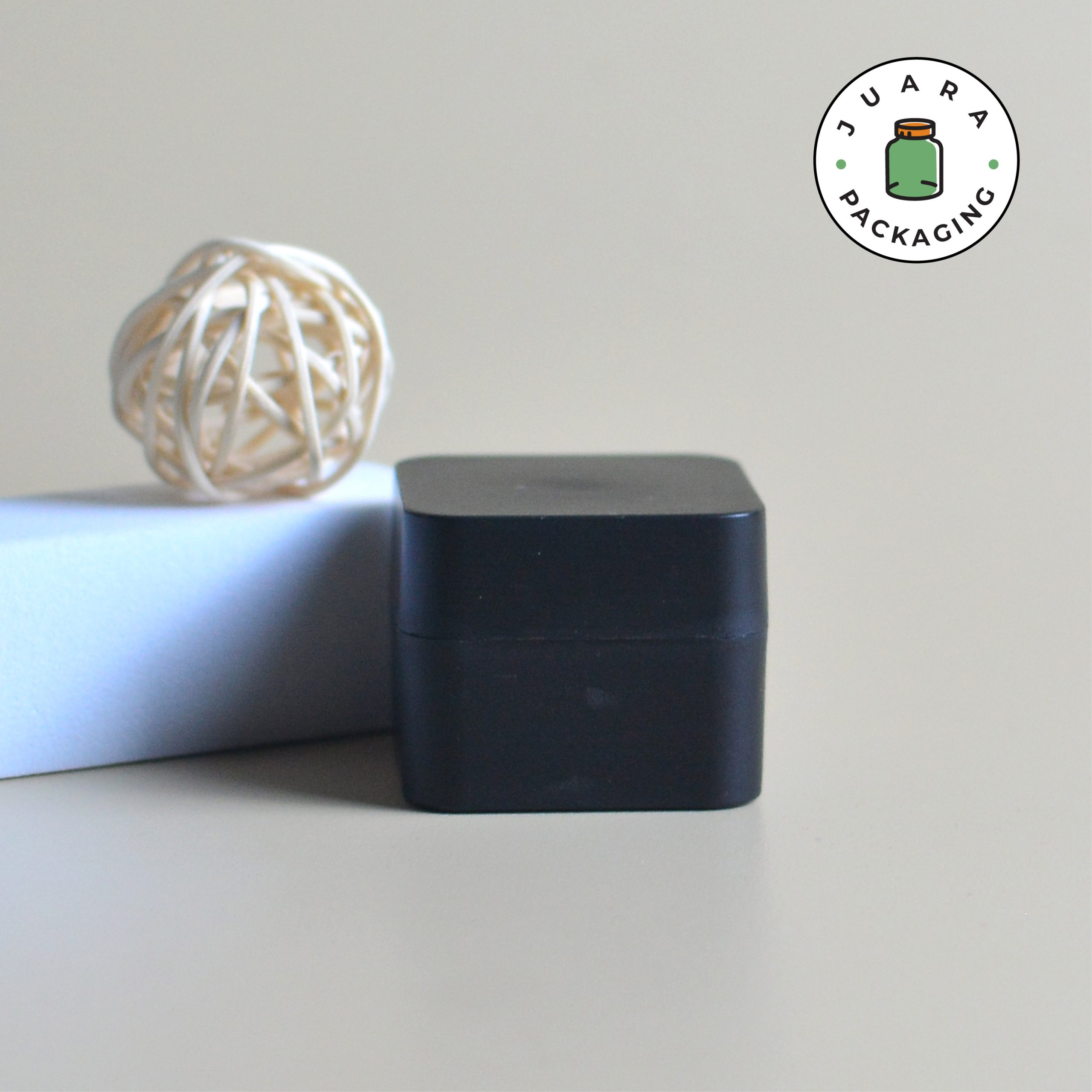 Pot Cream Plastik Hitam - 10 ml - Image 5