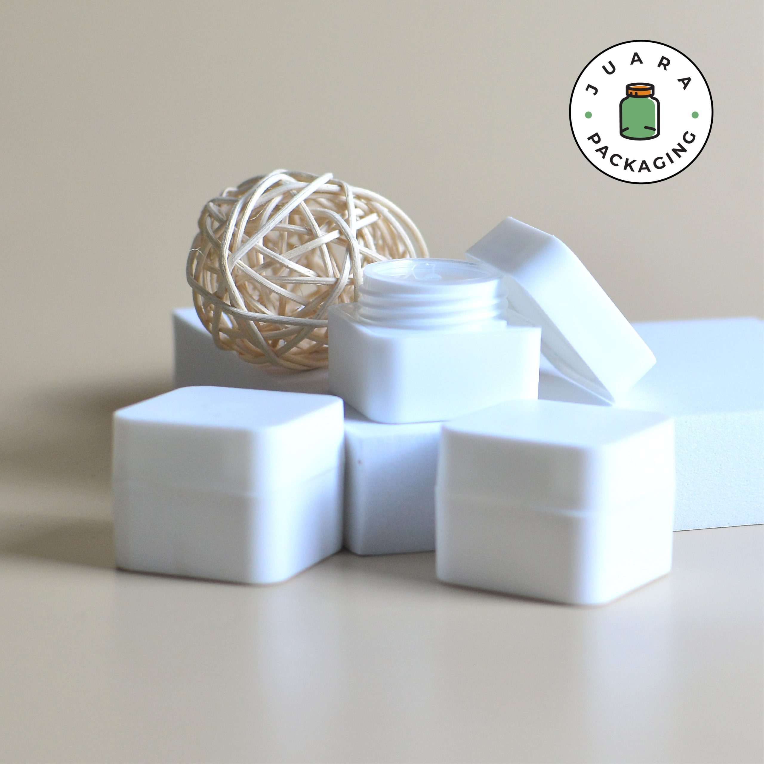 Pot Cream Plastik Putih - 10 ml - Image 3