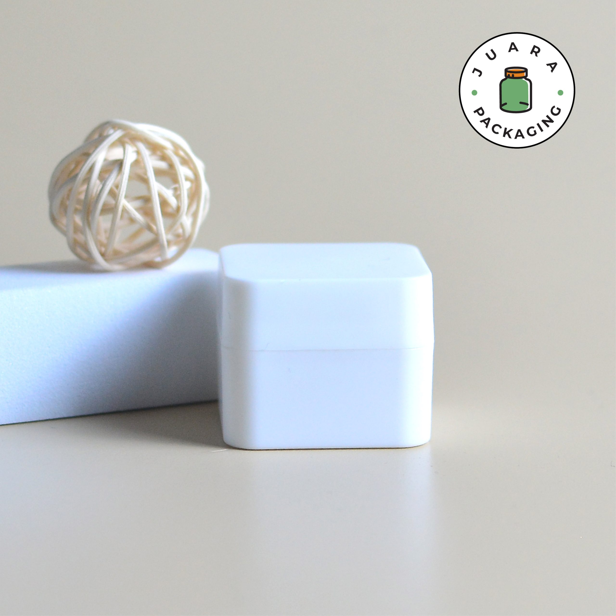 Pot Cream Plastik Putih - 10 ml - Image 5