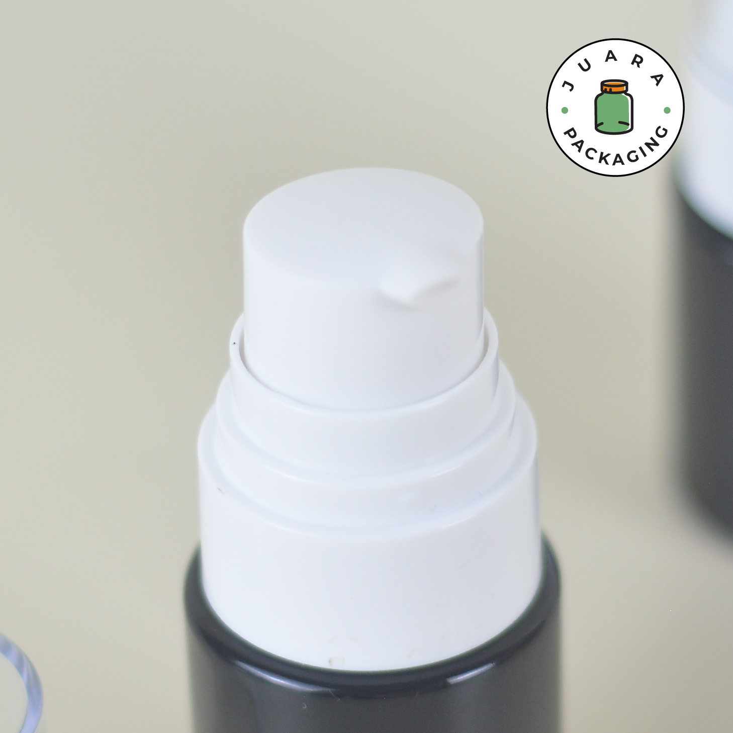 Botol Kaca Hitam Tutup Pump Bebek - 20ml - Image 4