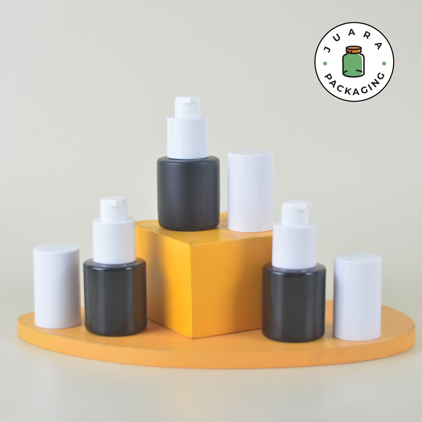 Botol Kaca Hitam Tutup Pump Putih Silinder Tinggi - 20ml - Image 3