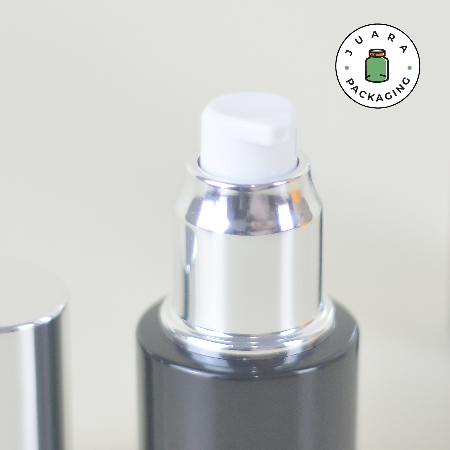 Botol Kaca Hitam Tutup Pump Silver Tutup Silinder - 20ml - Image 5