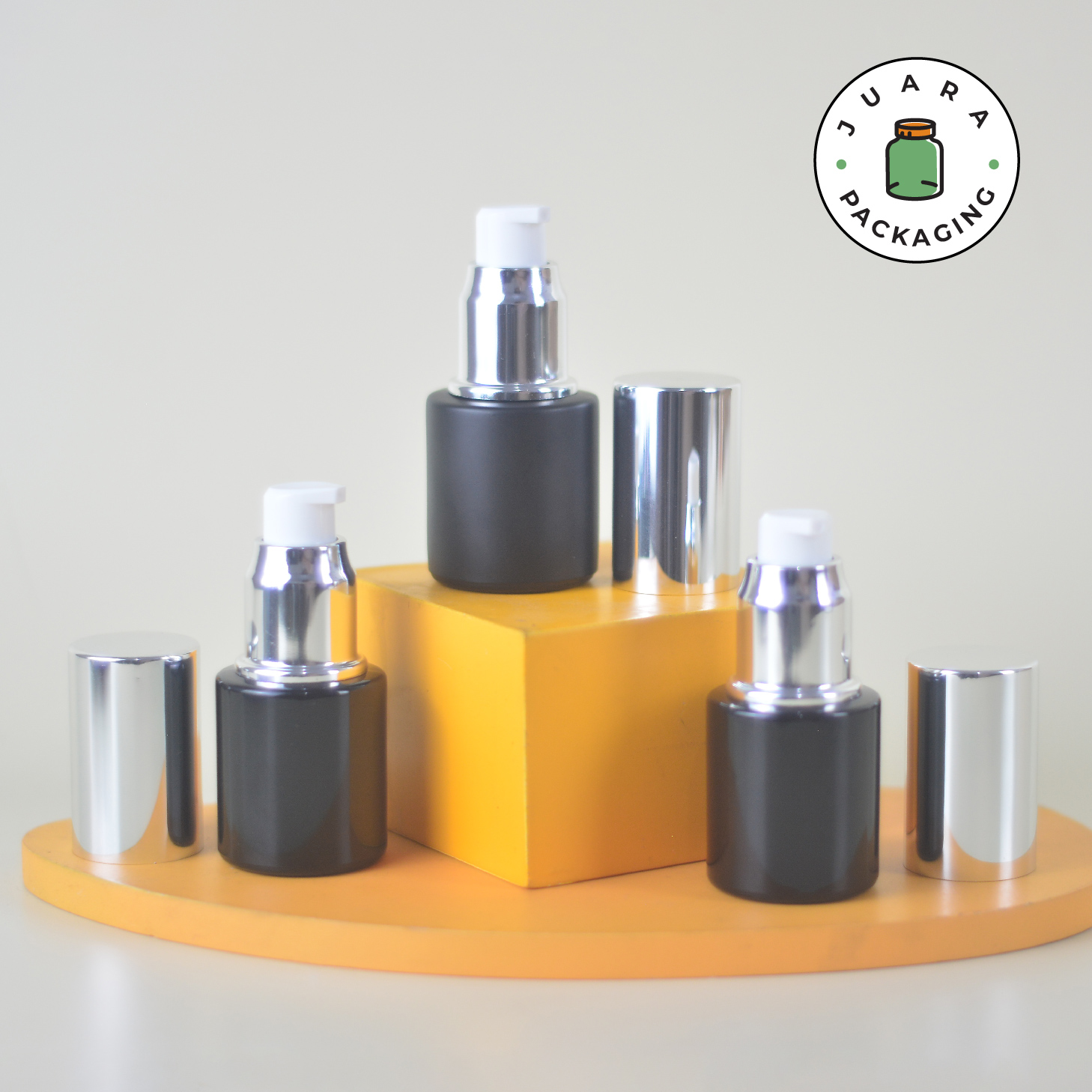 Botol Kaca Hitam Tutup Pump Silver Tutup Silinder - 20ml - Image 7